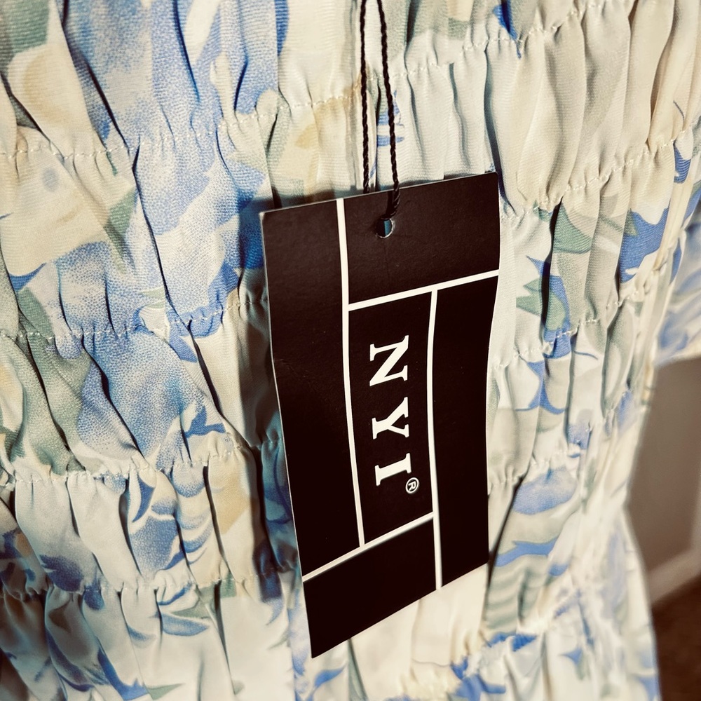 Light Blue & White Floral Maxi Dress. Size 2XL. NWTGS - Picture 5 of 5
